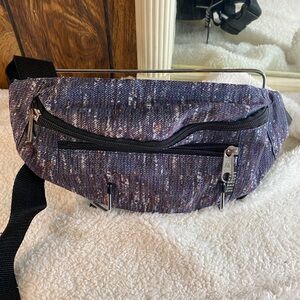 Everest Fanny Pack Waist Bag Hiking Bag Carrier Fanny Pack Travel Bag Multi